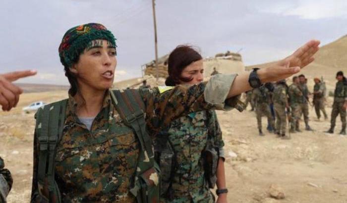 Rojda Felat, l'eroina curda che ha sconfitto l'Isis a Raqqa