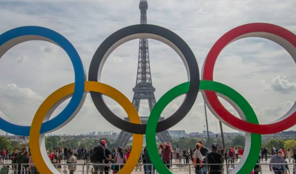 Ai Giochi di Parigi le donne saranno la metà degli atleti in gara e GiULiA le racconterà