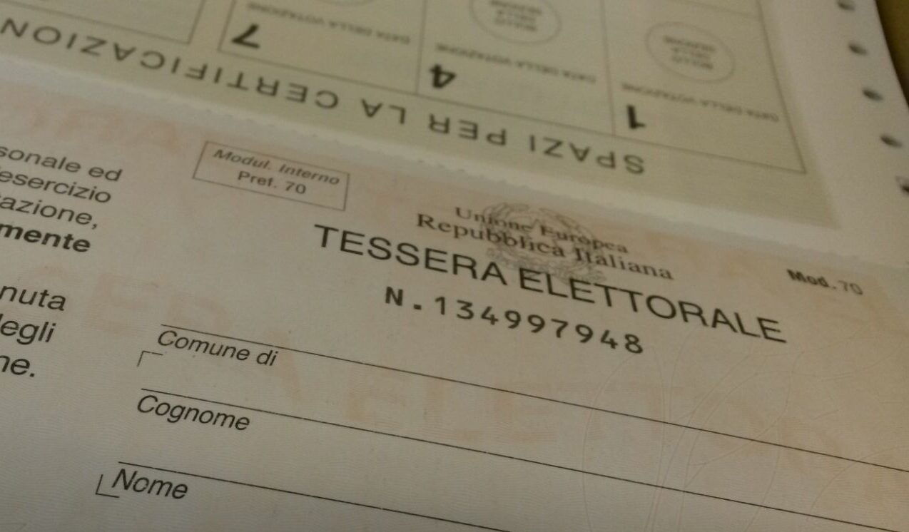 Via il cognome del marito dalle tessere elettorali: un'altra battaglia vinta