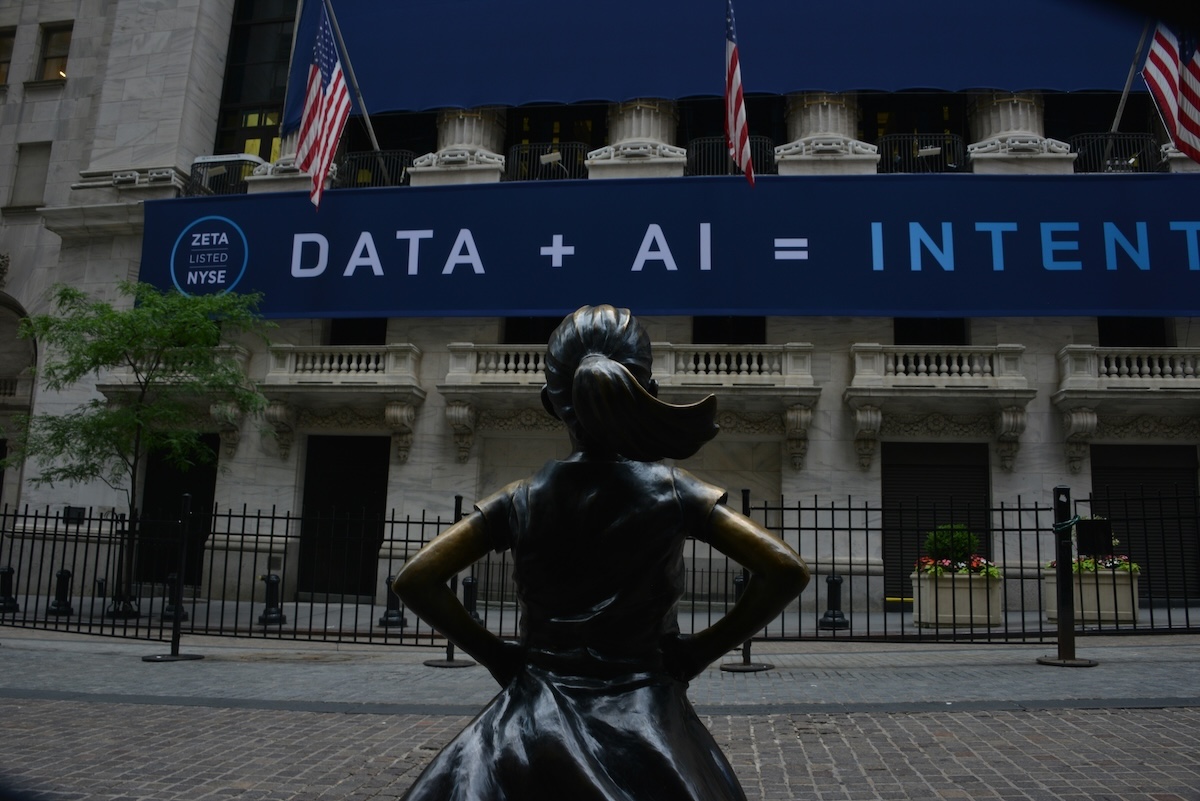 Avitabile: l'intelligenza artificiale è maschile, narcisista e ci toglie libertà